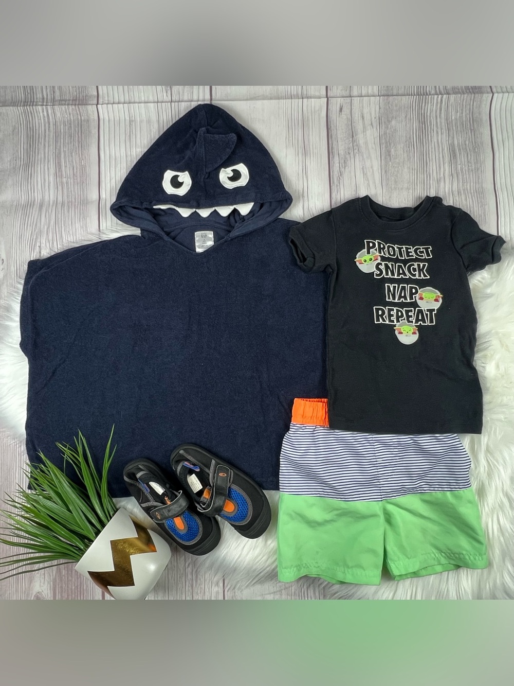 Gap Baby Shark Hooded Swim Poncho 4T + Swim Trunks 3T Water Shoes Bundle